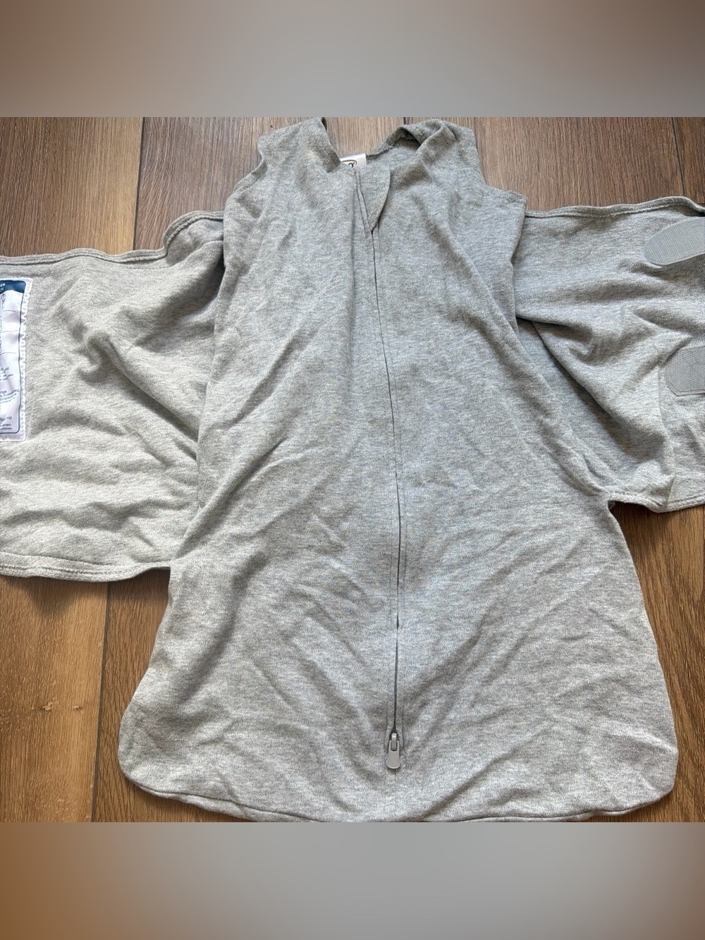 Halo Light Gray Cold-Shoulder Zip-Up Sweatshirt